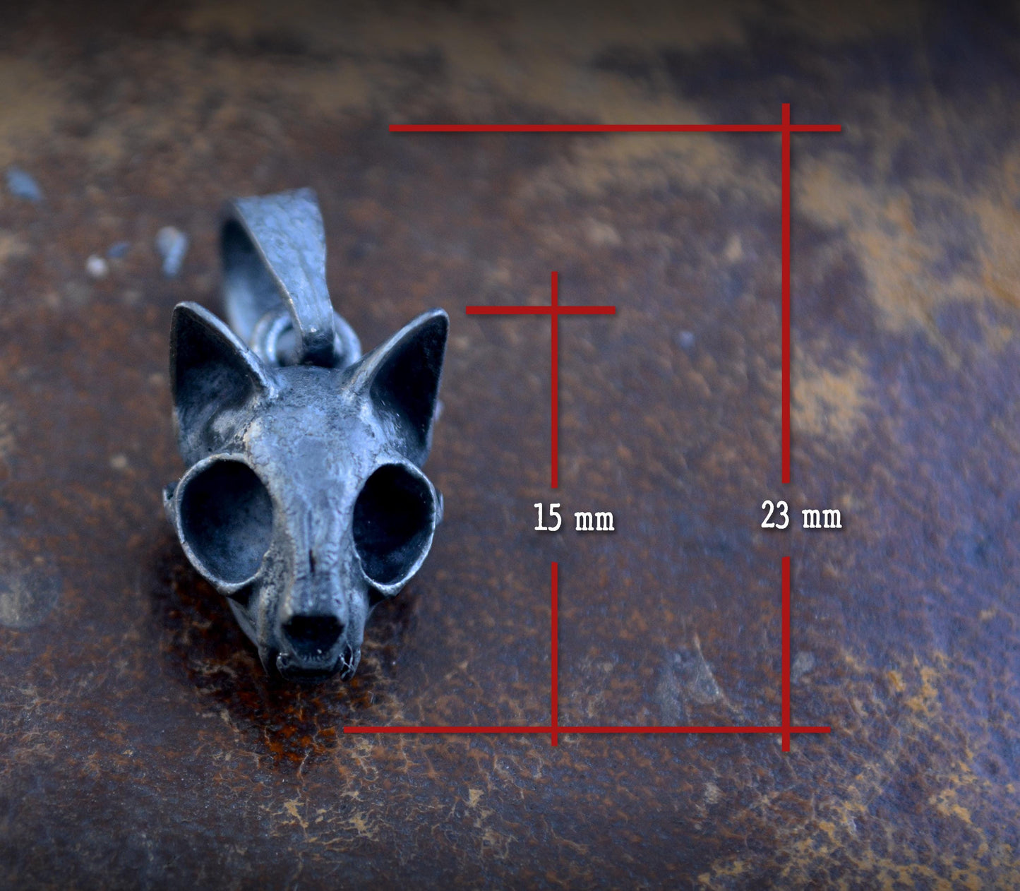 Colgante pequeño calavera de gato en plata | Joyería alternativa artesanal | Hecho a mano