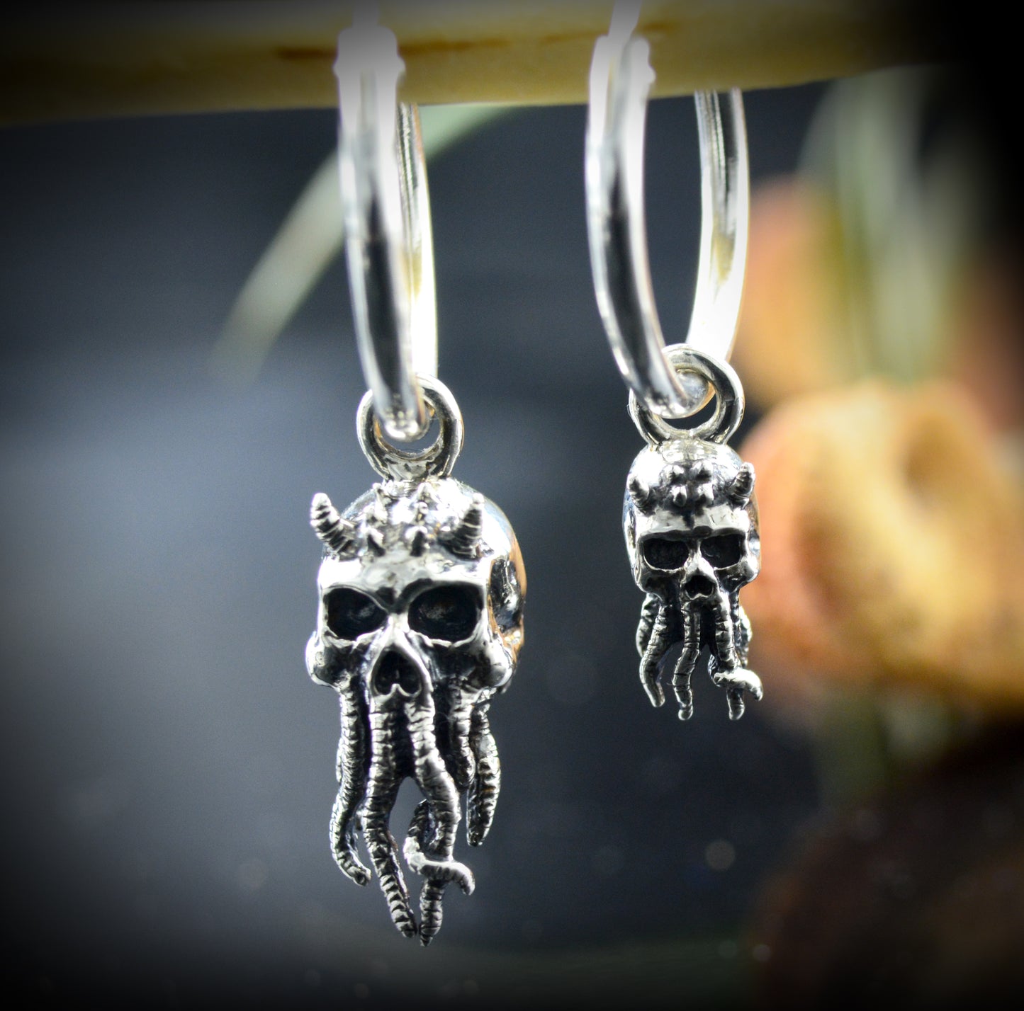 Pendiente de aro pequeño Cthulhu, Accesorio punk de joyería