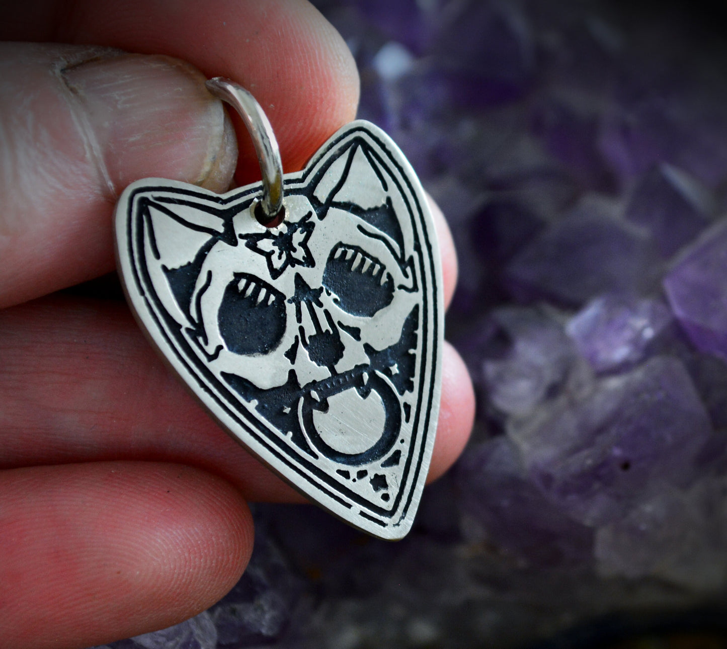 Chapa identificativa gato con forma de Ouija, Chapa personalizada mascota grabada a mano con nombre y teléfonos