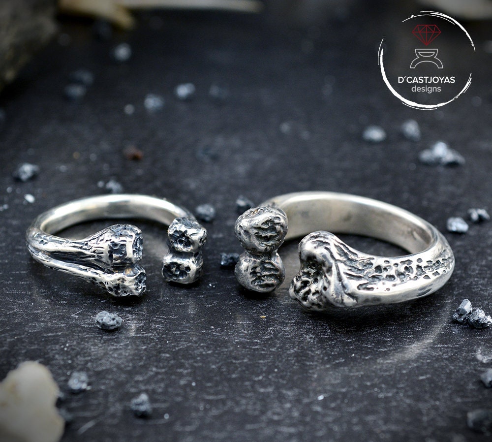 Anillo plata sólida hueso pequeño, Anillo plata ajustable hueso, Anillo plata unisex, Anillo artesanal, Joyería hombre, Joyería Brutalista - D´Cast