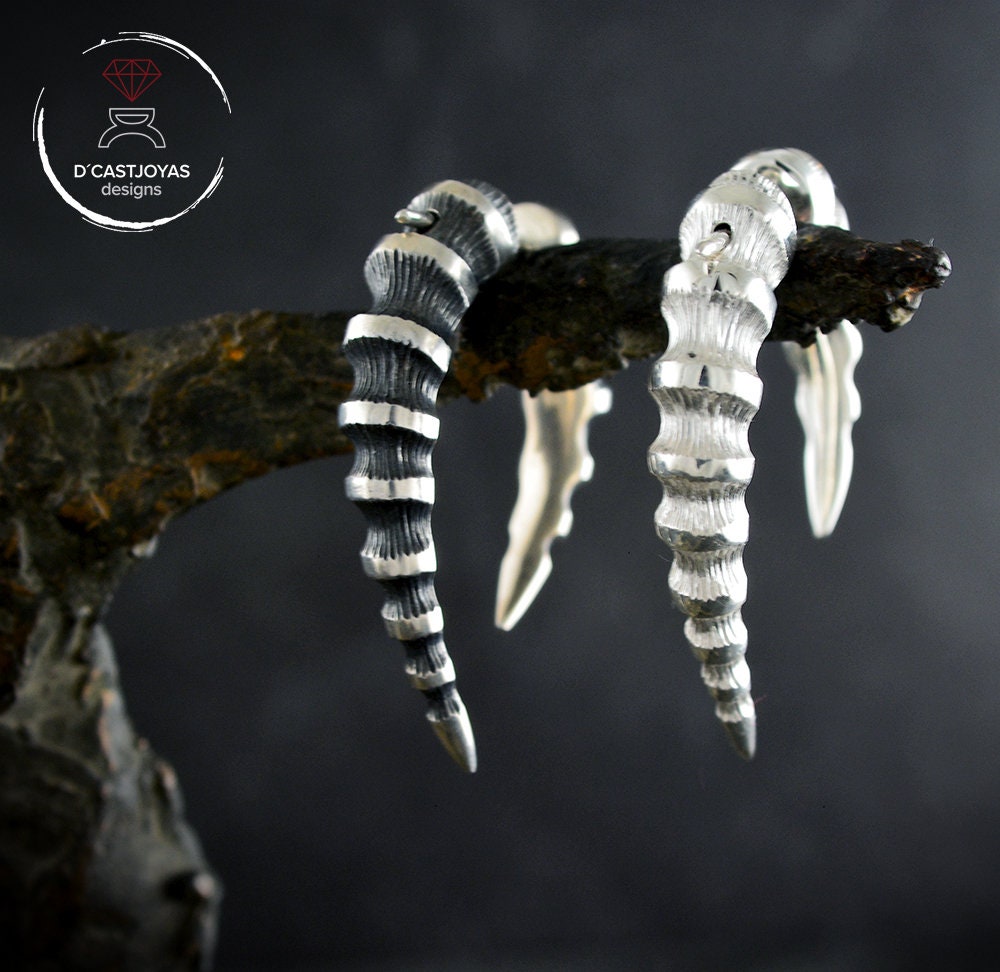 Pendiente de Aro Plata Cuerno Dragón, Falso dilatador plata, Aro hueso plata, Cuerno de plata