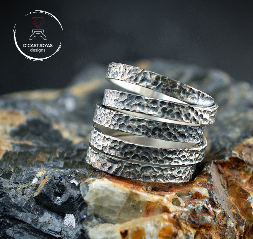 Anillo plata hilo continuo martilleado, Anillo bucle infinito