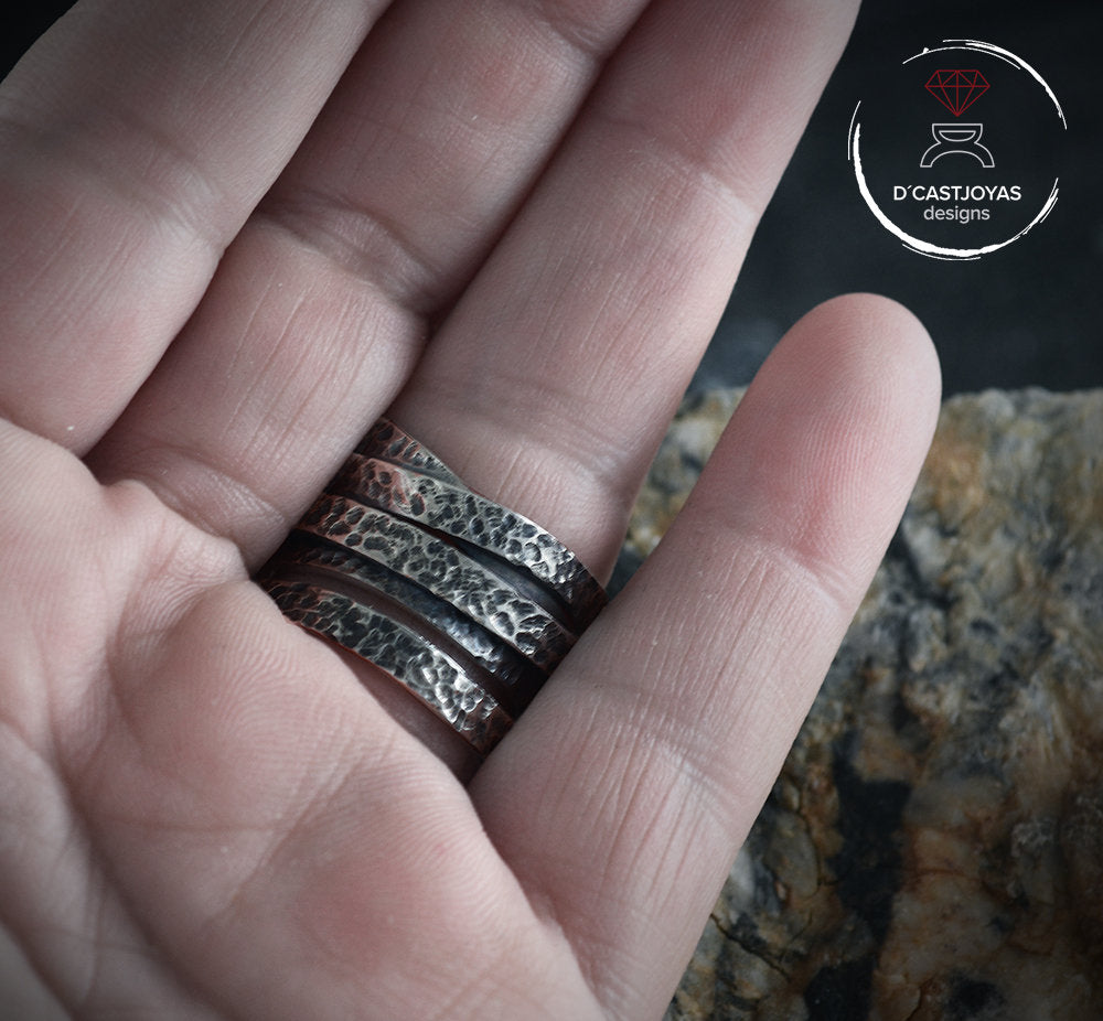 Anillo plata hilo continuo martilleado, Anillo bucle infinito