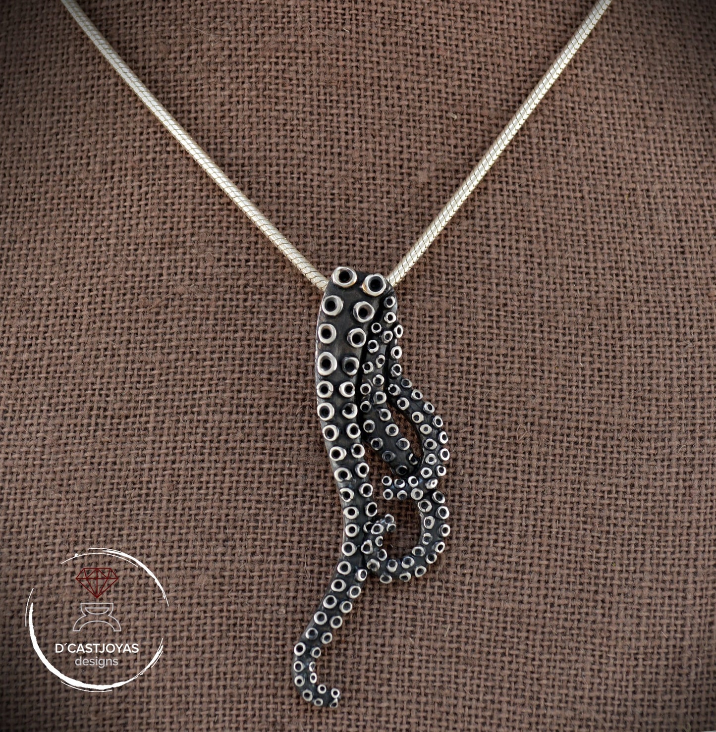 Pulpo Colgante de plata 925, Collar de pulpo tentáculos, Joyas oceánicas, Colgante artesanal - D´Cast