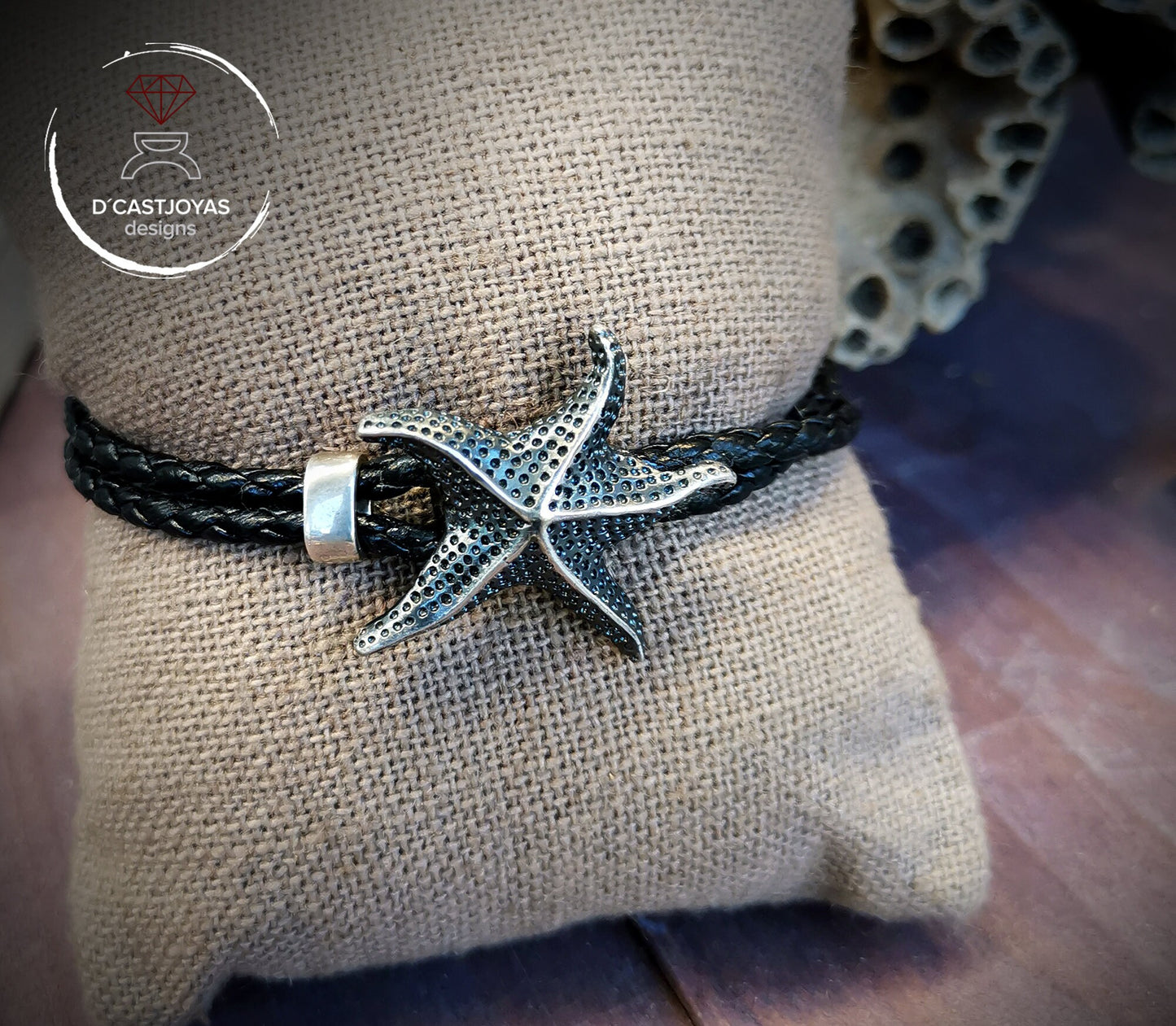 Pulsera plata oxidada y cuero estrella de mar, Pulsera de plata 925 estrella, Pulsera de cuero y plata para surfistas, Joyería del mar - D´Cast