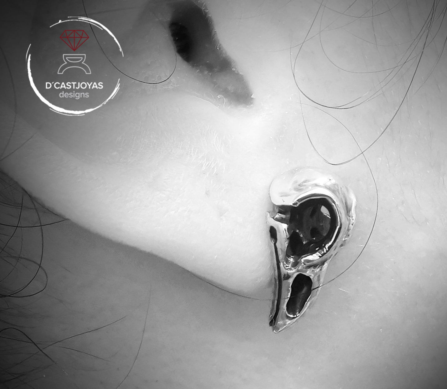 Pendientes cuervos de Odín en plata de ley maciza con texturas oxidadas, Pendiente calaveras pájaro, Regalo para novia gótica