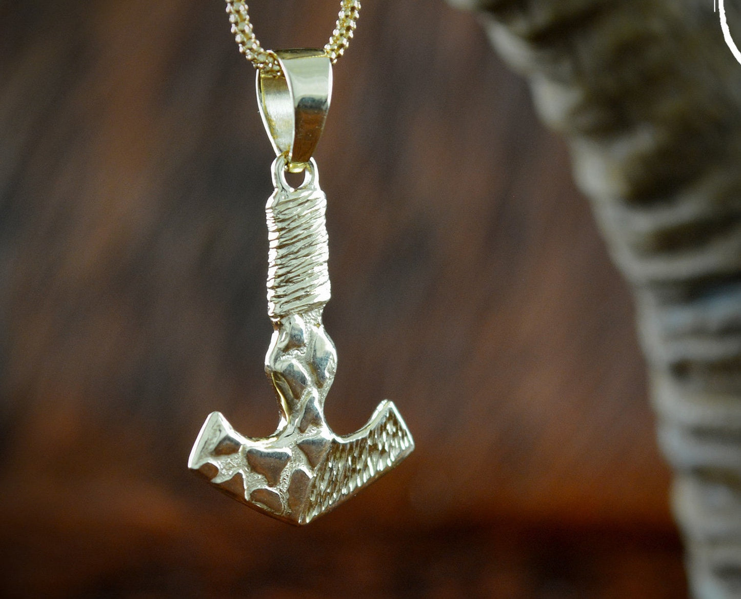 Colgante martillo de Thor hecho a mano en oro solido de 14k y 18k , Mjolnir, Colgante vikingo - D´Cast
