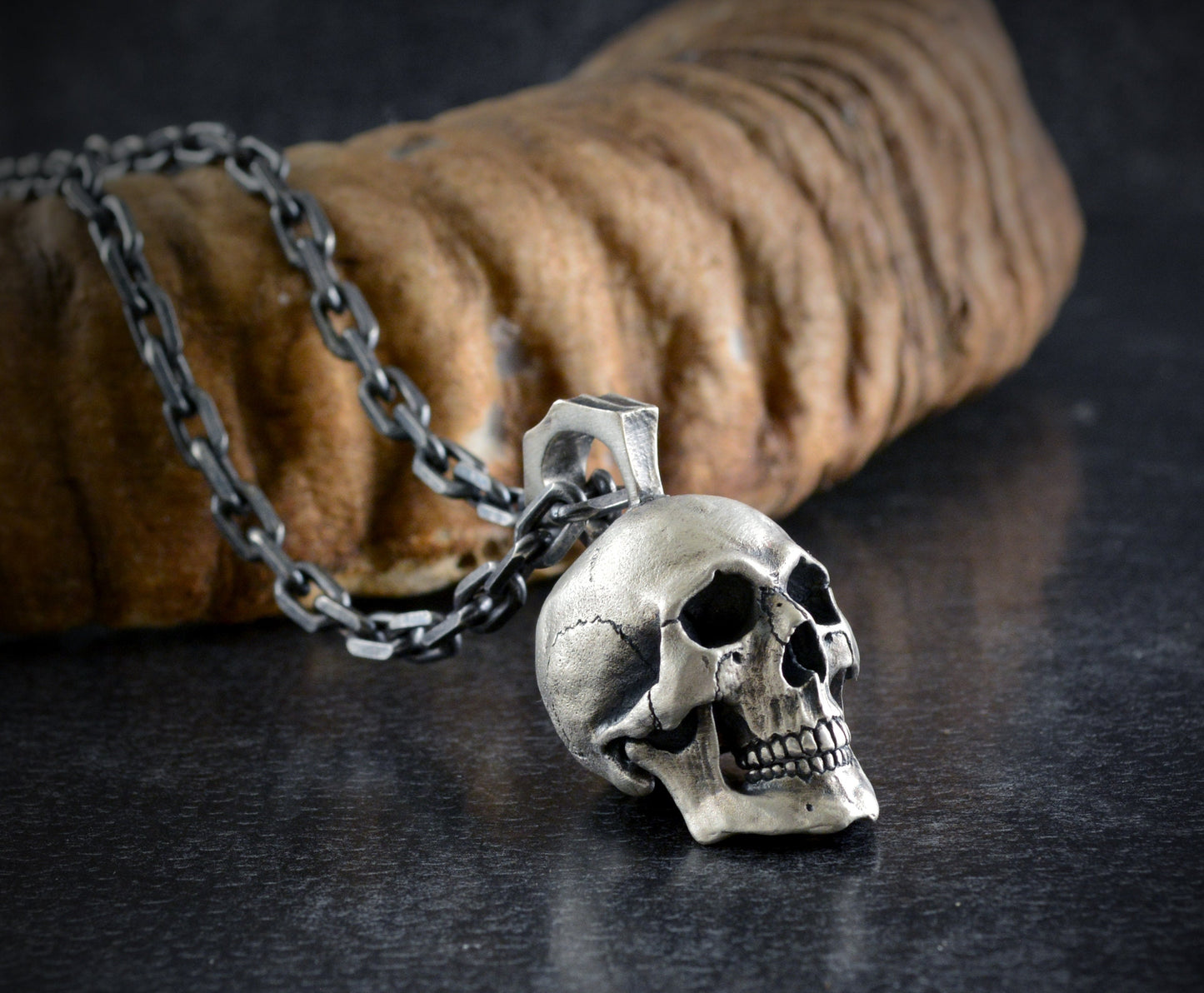 Gran colgante calavera humana, Calavera completa de plata esterlina, Memento mori, Colgante motero - D´Cast