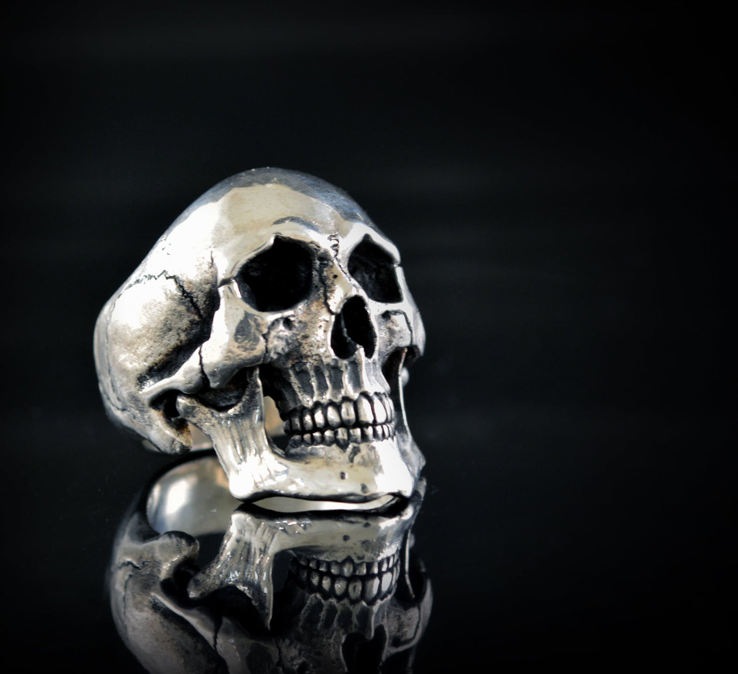 Anillo Calavera en plata de ley, Cráneo humano completo, Memento mori, Rock and Roll - D´Cast