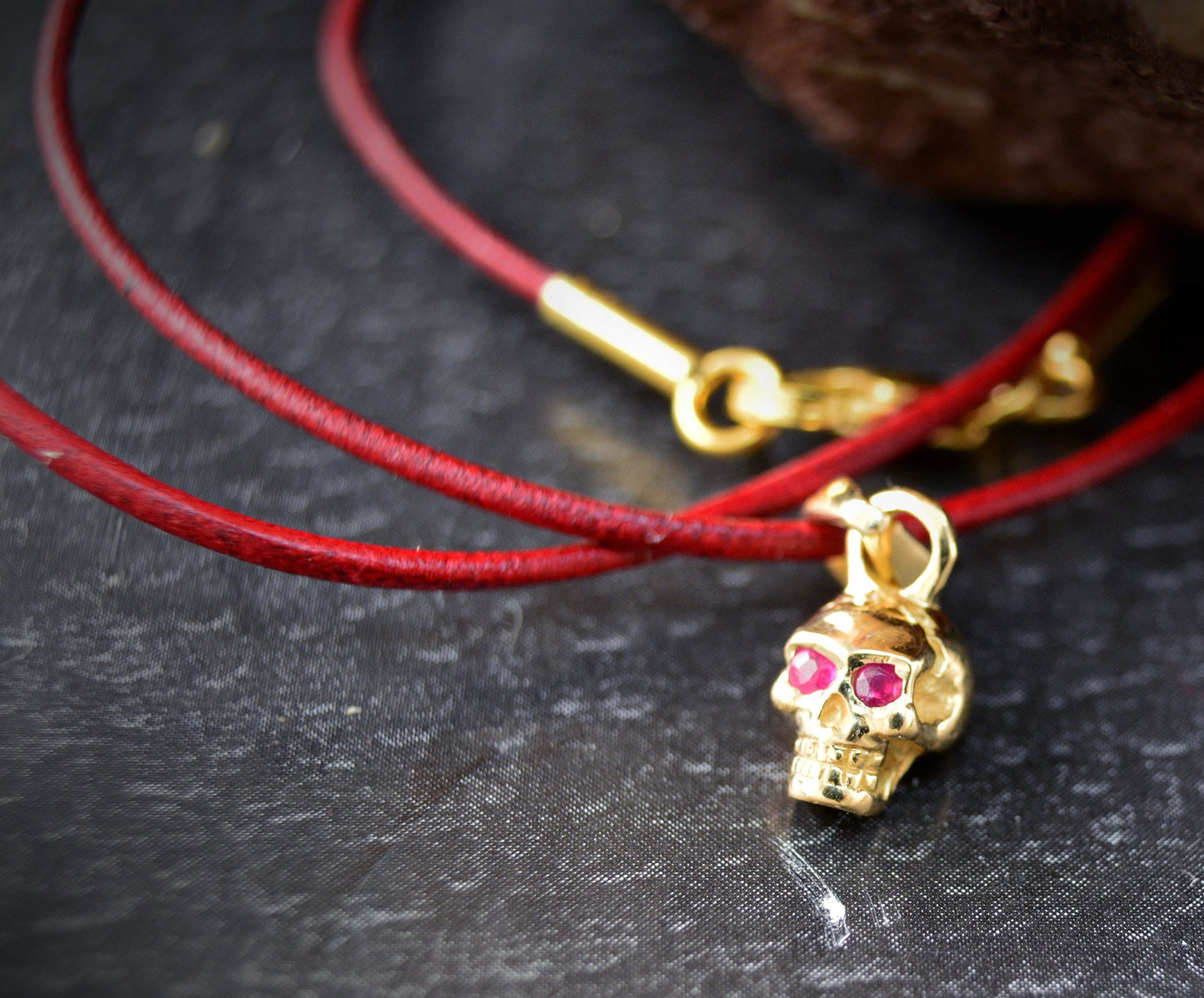Colgante plata calavera pequeña, Colgante cráneo humano, Colgante plata artesanal, Joyería urbana, Estilo punk, Joyería unisex