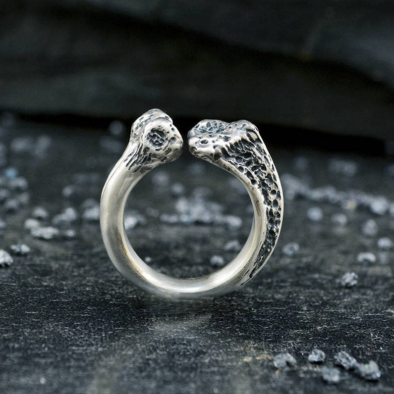 Reservado para J. G., anillo hueso grande personalizado en oro amarillo solido de 18k- SEGUNDO PAGO