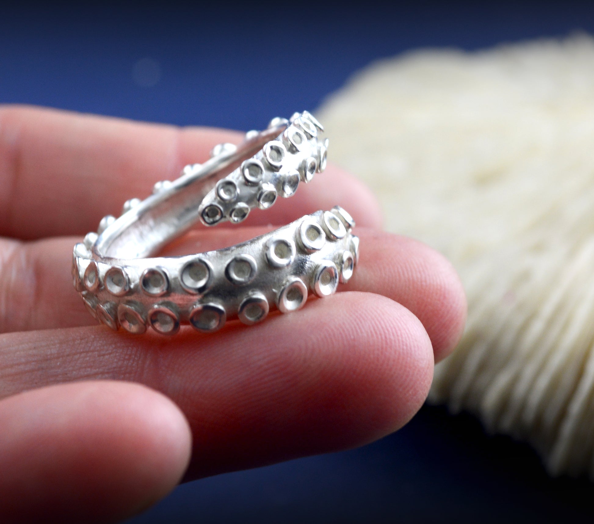 Anillo plata 925 pulpo, anillo tentáculo de pulpo, Anillo plata oxidada, Anillo hombre, Joyería del mar, Joyería unisex, Anillo artesanal - D´Cast