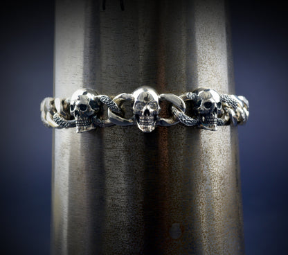 Pulsera de cadena cubana hecha a mano con tres calaveras