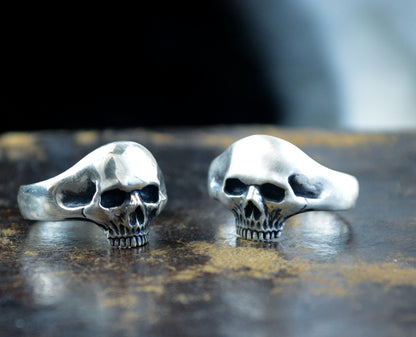 ACalavera Silente — Anillo de Calavera en Plata Maciza Hecho a Mano