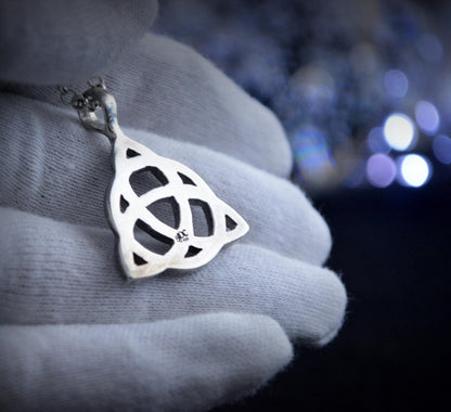 Colgante Triketa celta vikingo en plata de ley 925 | Amuleto artesanal de protección unisex