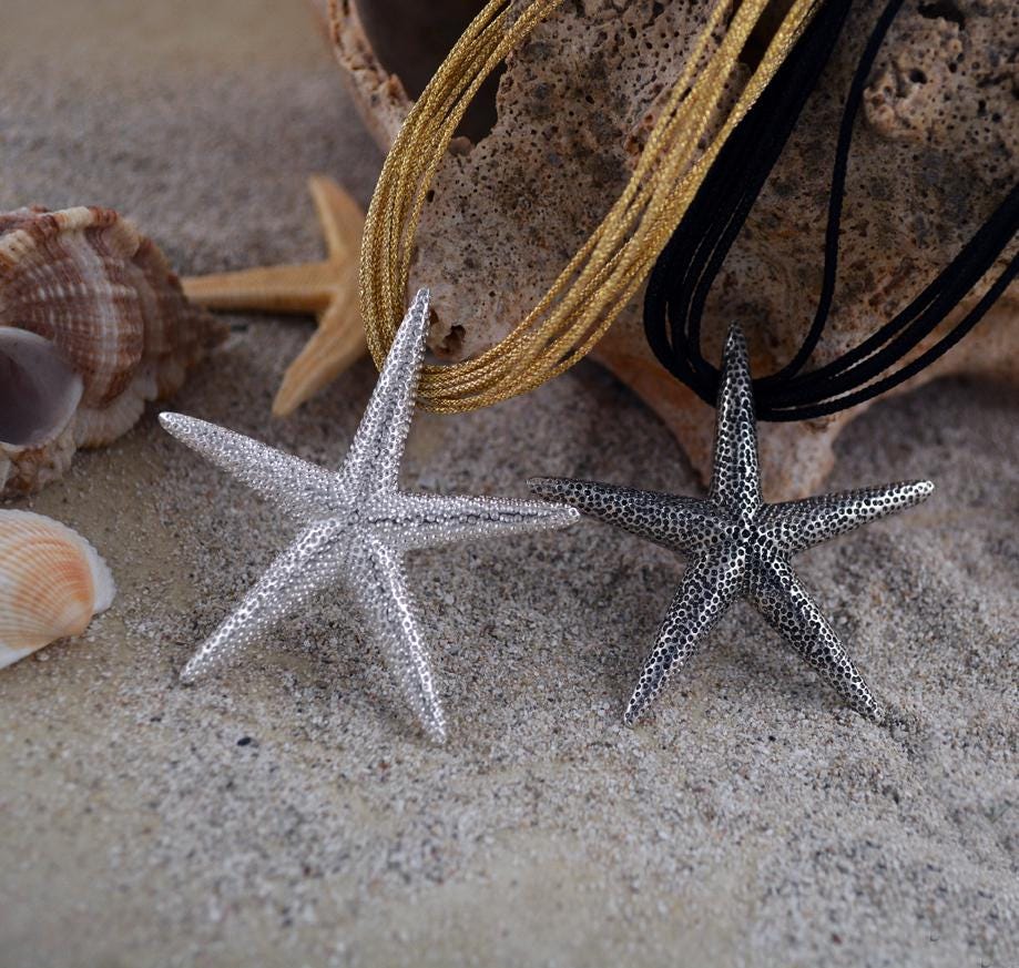 Colgante estrella de mar grande  hecho a mano en plata de ley, joyería oceánica bañada en oro, un regalo único para los amantes de la playa.