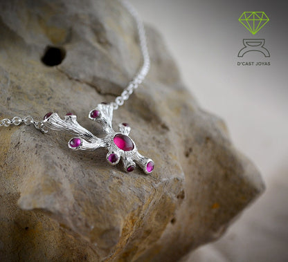 Gargantilla coral con gemas engastadas, Joyeria del mar