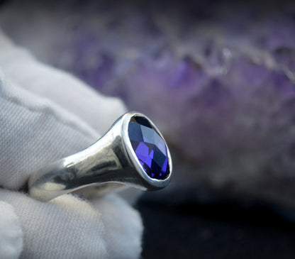 Prisma – Anillo de plata con piedra talla damero