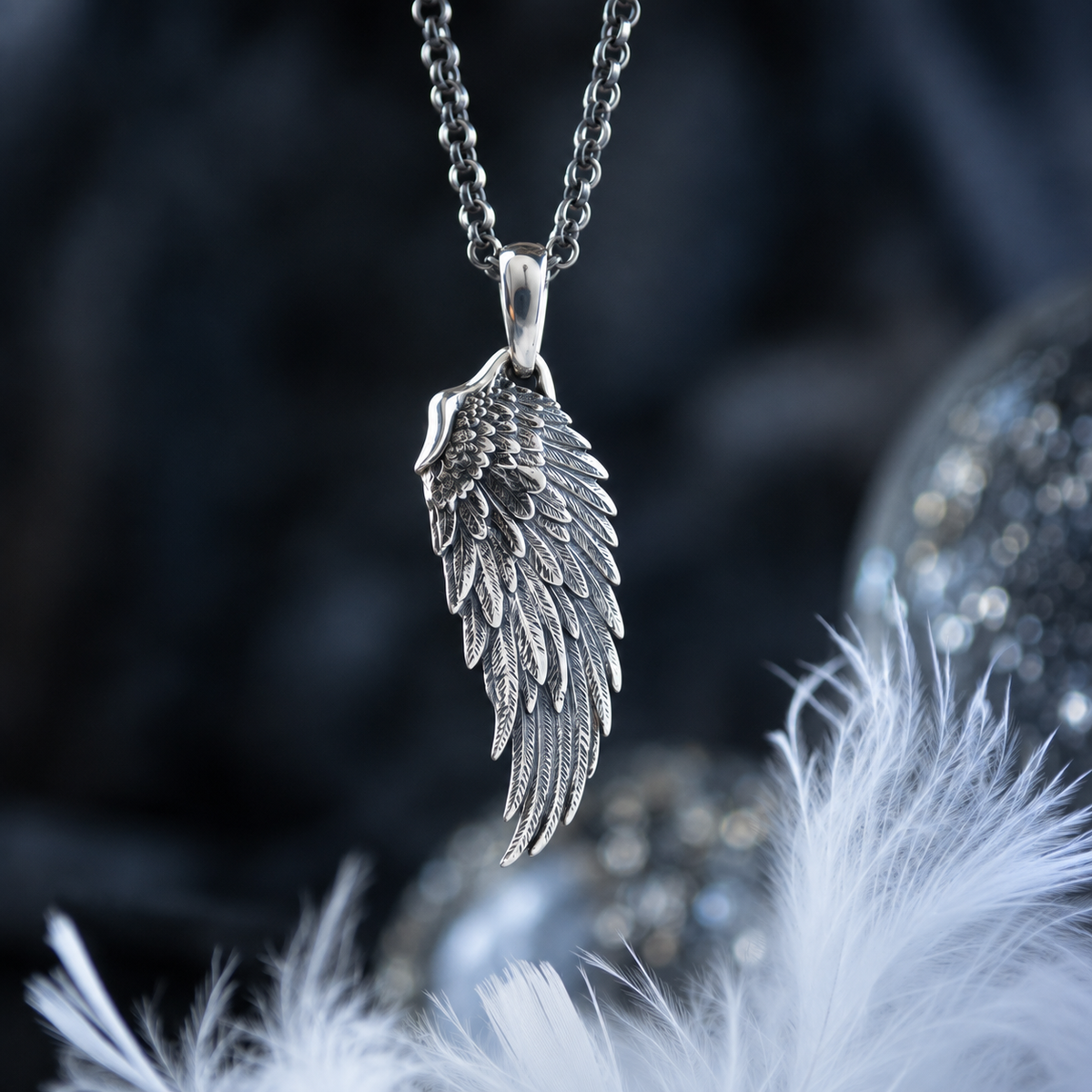 Colgante Ala de Ángel en Plata 925 · Joyería Gótica Artesanal