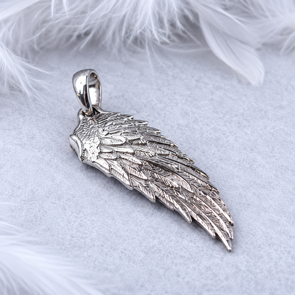 Colgante Ala de Ángel en Plata 925 · Joyería Gótica Artesanal