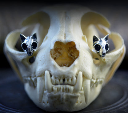 Pendientes tiny felinos místicos – Plata de ley artesanal
