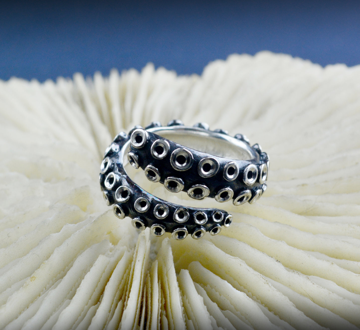 Anillo plata 925 pulpo, anillo tentáculo de pulpo, Anillo plata oxidada, Anillo hombre, Joyería del mar, Joyería unisex, Anillo artesanal - D´Cast