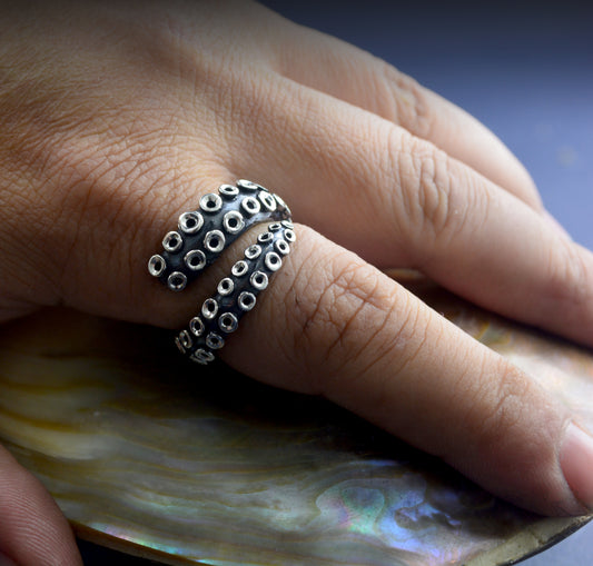 Anillo plata 925 pulpo, anillo tentáculo de pulpo, Anillo plata oxidada, Anillo hombre, Joyería del mar, Joyería unisex, Anillo artesanal - D´Cast