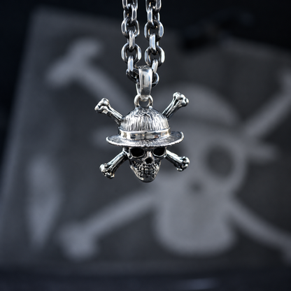 Colgante calavera con sombrero en plata · Vida Pirata