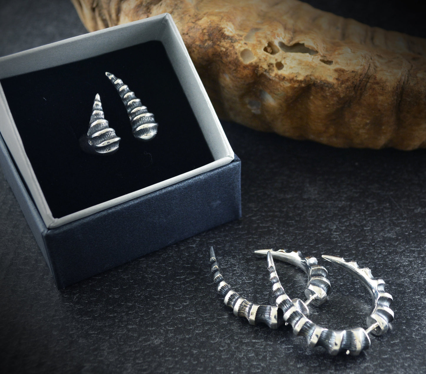 Anillo plata Cuerno de Dragón, Anillo abierto Dragón, Anillo artesanal, Hueso de dragón, Joyería gótica, Joyería unisex, Estilo urbano