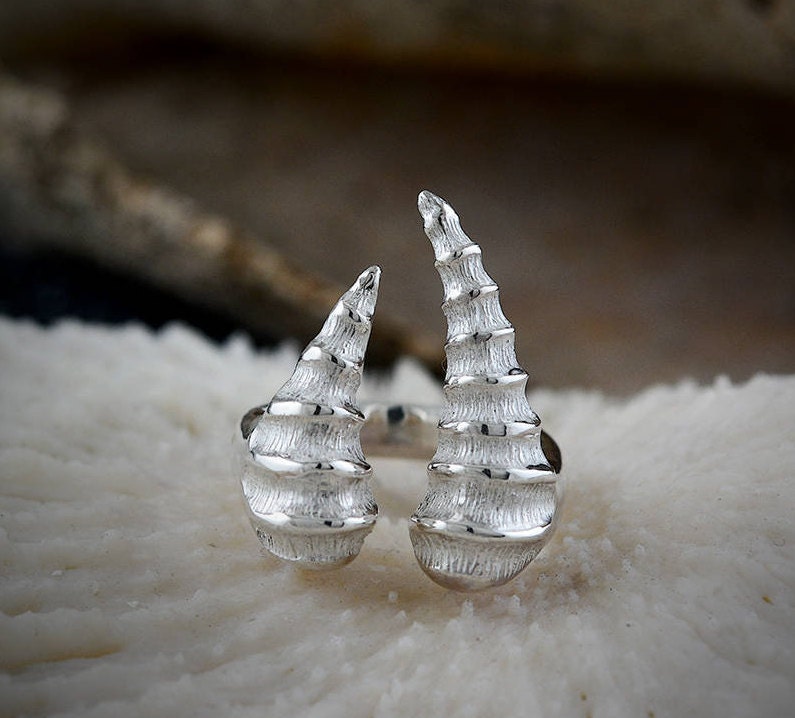 Anillo plata Cuerno de Dragón, Anillo abierto Dragón, Anillo artesanal, Hueso de dragón, Joyería gótica, Joyería unisex, Estilo urbano