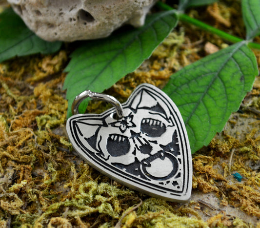 Chapa identificativa gato con forma de Ouija, Chapa personalizada mascota grabada a mano con nombre y teléfonos