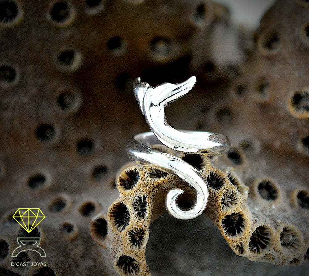 Anillo plata Cola de ballena, Anillo ajustable cola ballena, Anillo plata abierto, Anillo artesanal, Joyería del mar, Joyería unisex - D´Cast