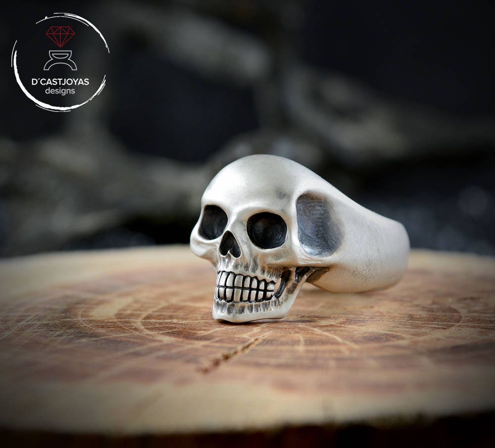 Anillo Calavera Plata 925 maciza, Anillo calavera hombre, Anillo craneo humano, Anillo motero, Hecho a mano, Memento Mori - D´Cast