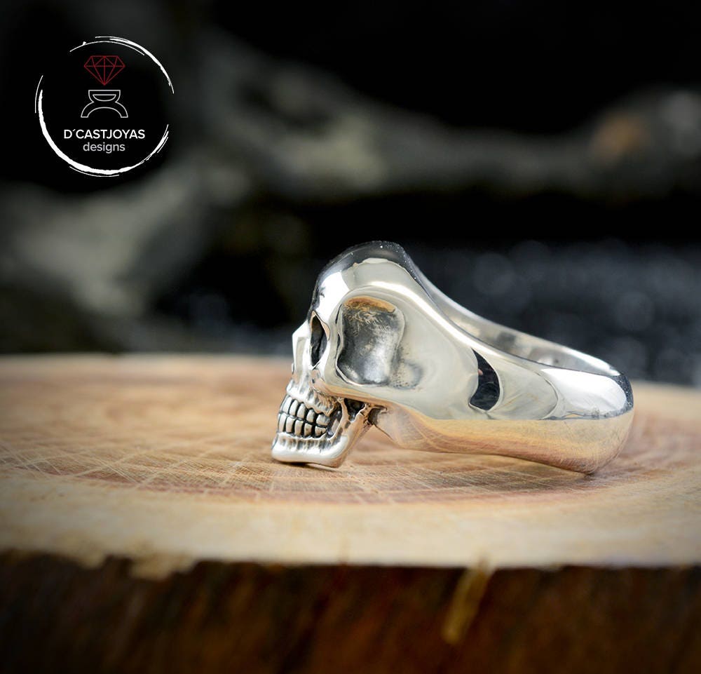 Anillo Calavera Plata 925 maciza, Anillo calavera hombre, Anillo craneo humano, Anillo motero, Hecho a mano, Memento Mori - D´Cast
