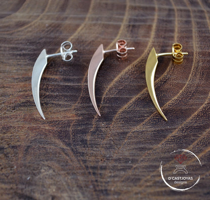 Small Stud Earrings, Snake Fangs