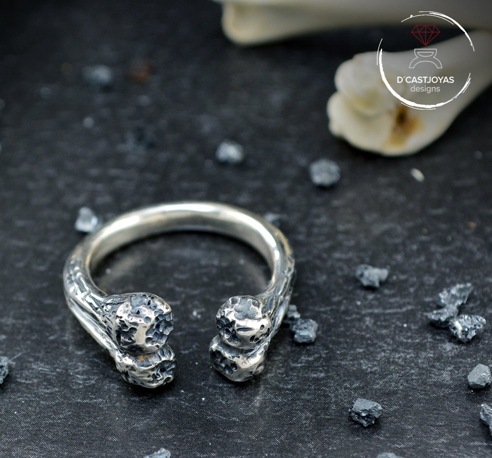 Anillo plata sólida hueso pequeño, Anillo plata ajustable hueso, Anillo plata unisex, Anillo artesanal, Joyería hombre, Joyería Brutalista - D´Cast