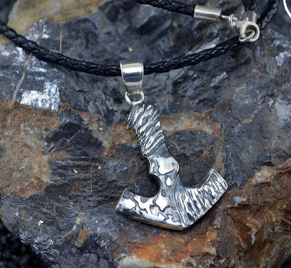Hammered Texture Viking Amulet Necklace, Mjolnir Silver Pendant