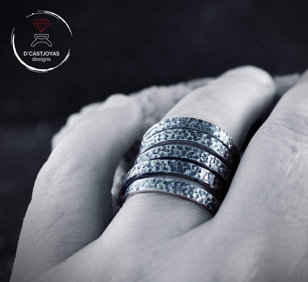 Hammered Continuous Wire Silver Ring, Infinity Band Ring, Infinity Loop Ring, Contemporary Jewelry