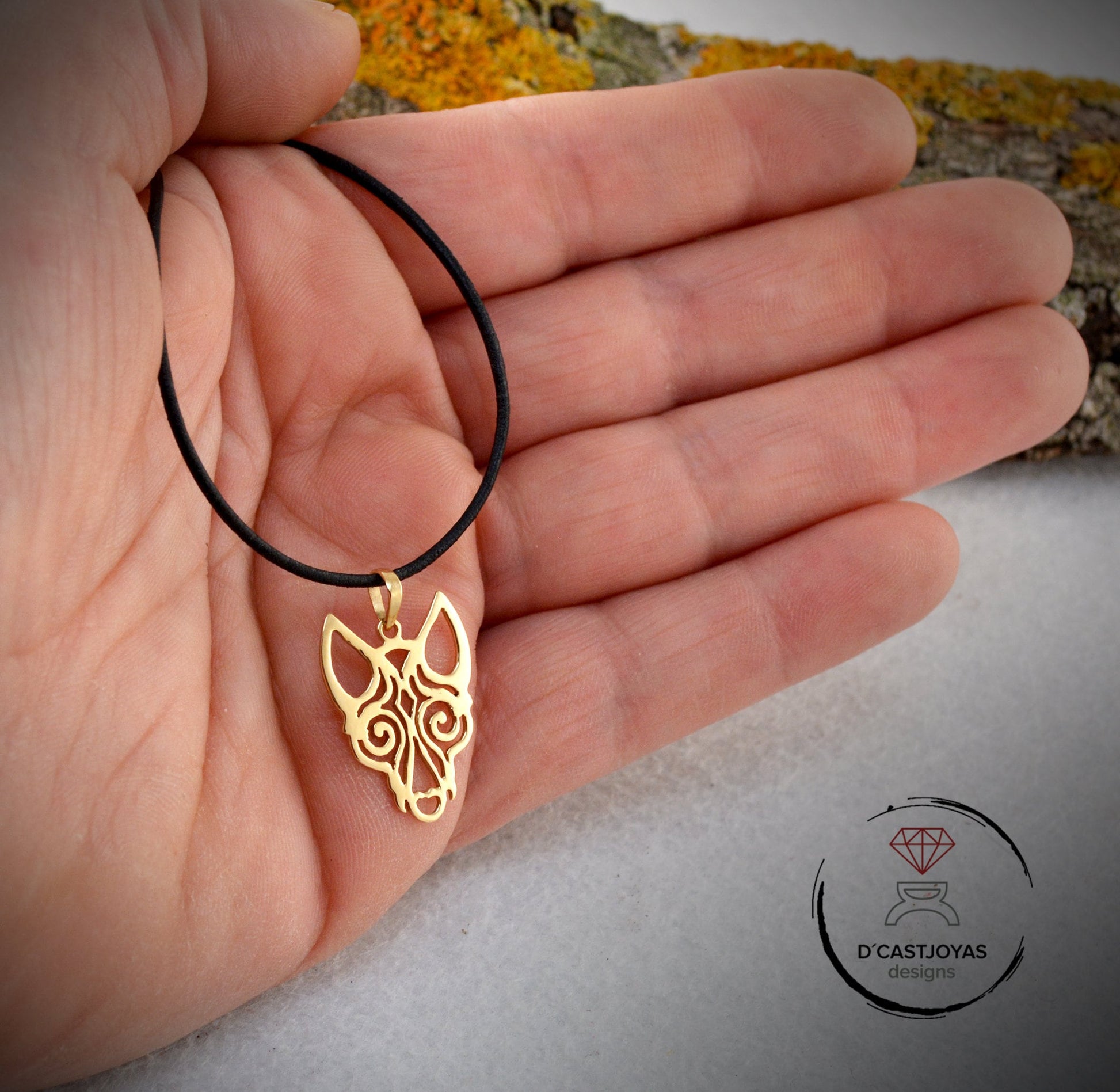Colgante  oro 18k y 14k  lobo vikingo hecho a mano - D´Cast