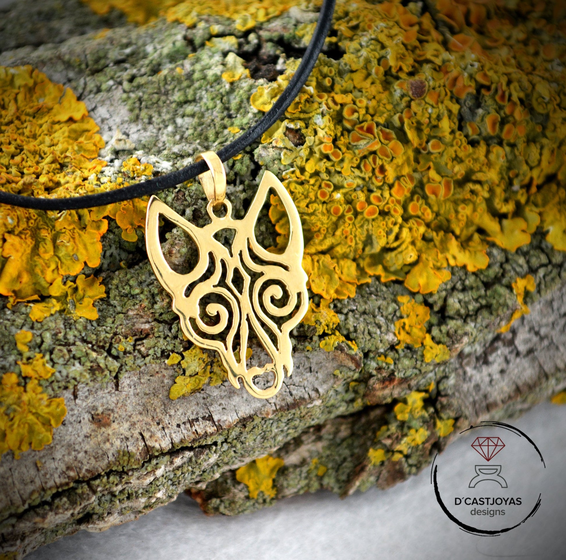 Colgante  oro 18k y 14k  lobo vikingo hecho a mano - D´Cast