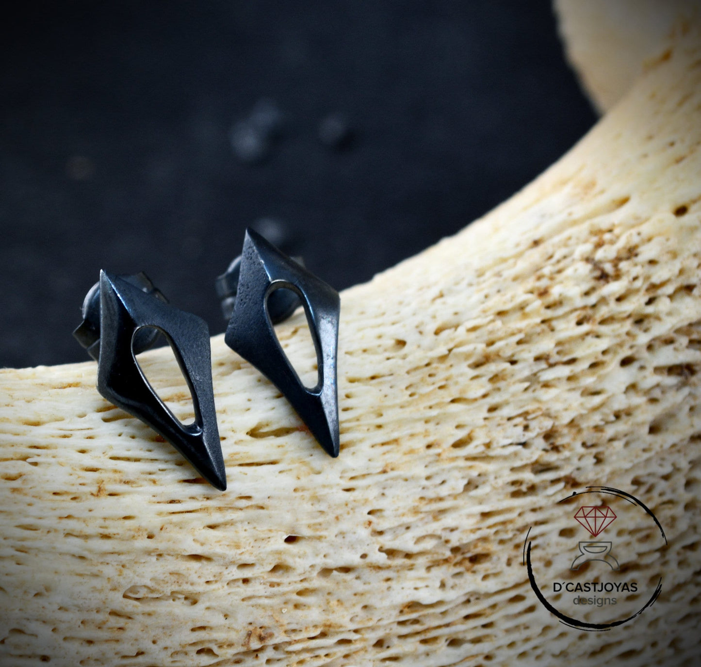 Pendientes  plata dos rombos, Pendientes pequeños plata, Joyería minimalista, rombo oro rosa, Pendiente artesanal - D´Cast