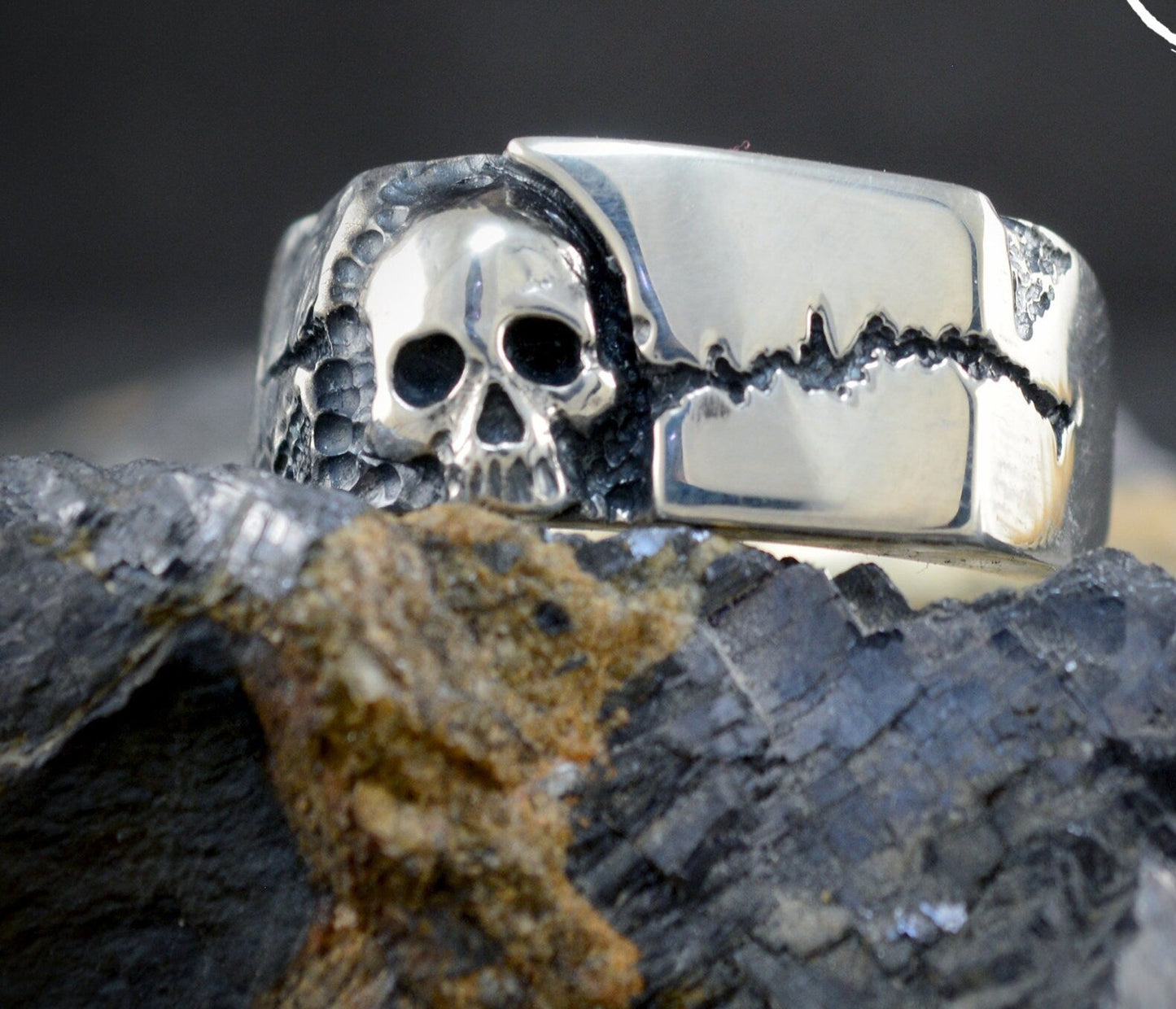 925 silver skull seal ring, Cracked rock texture seal ring, Mens jewelry, Handmade ring