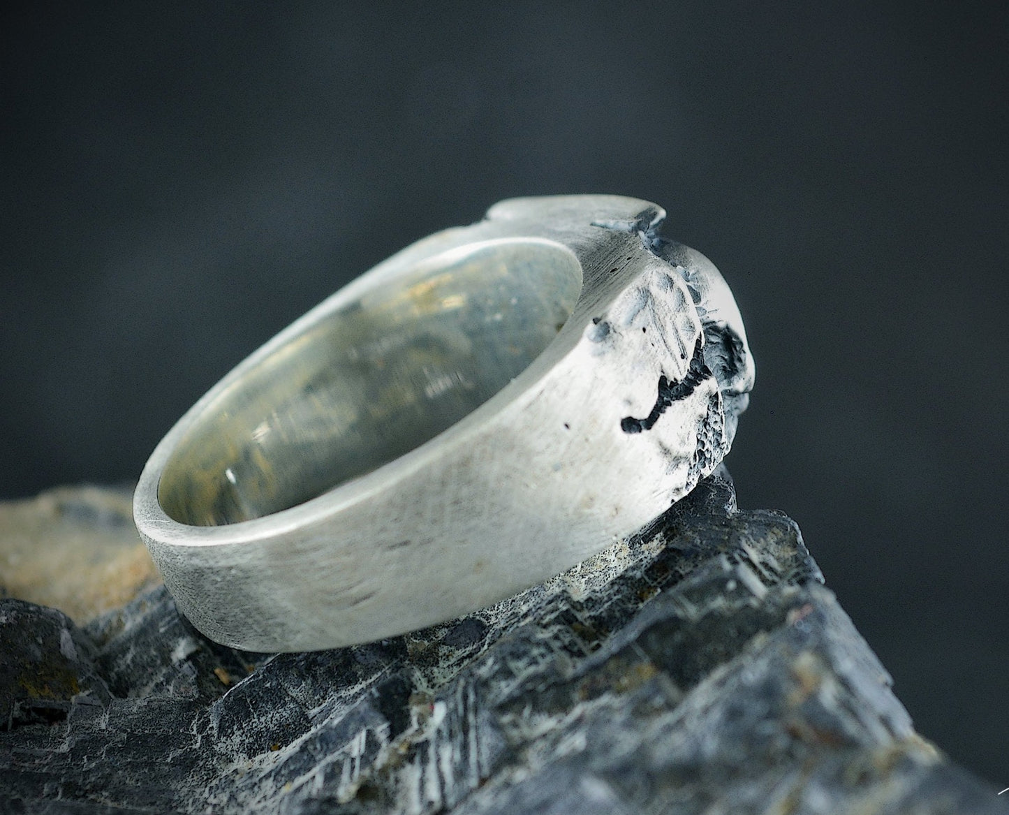 925 silver skull seal ring, Cracked rock texture seal ring, Mens jewelry, Handmade ring