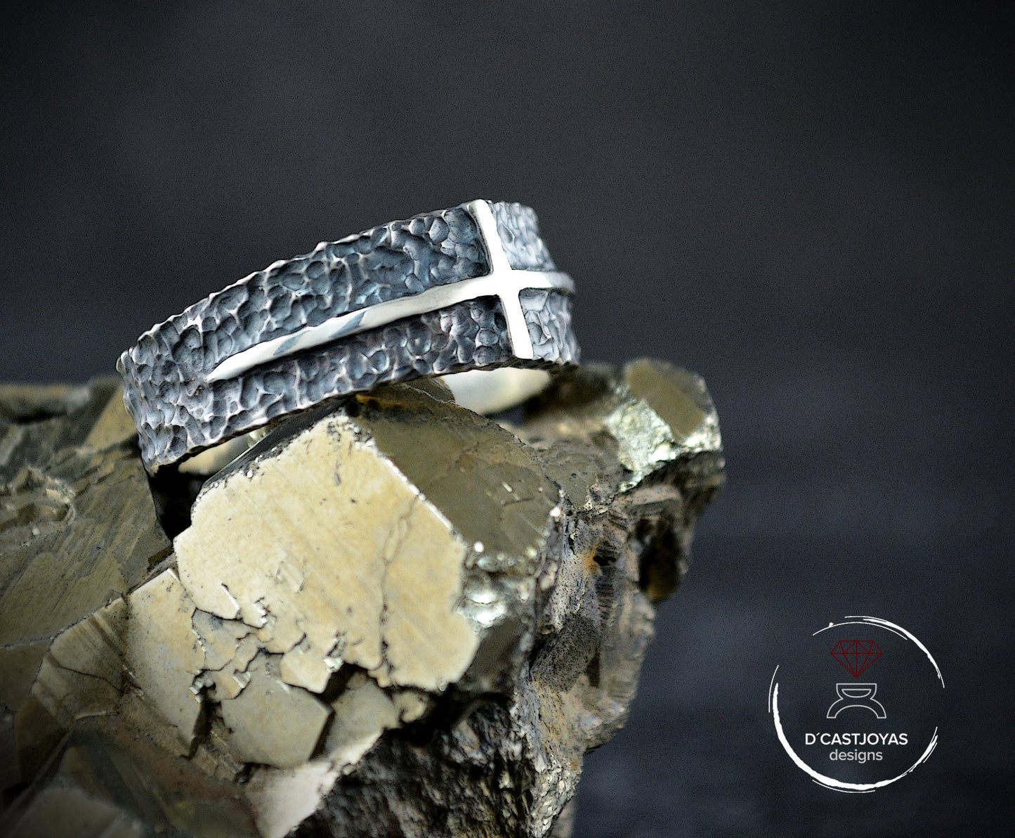Rustic hammered 925 silver band, Wide hammered wedding band with cross, Men's wedding band, Handmade wedding band, Cool Christmas gift