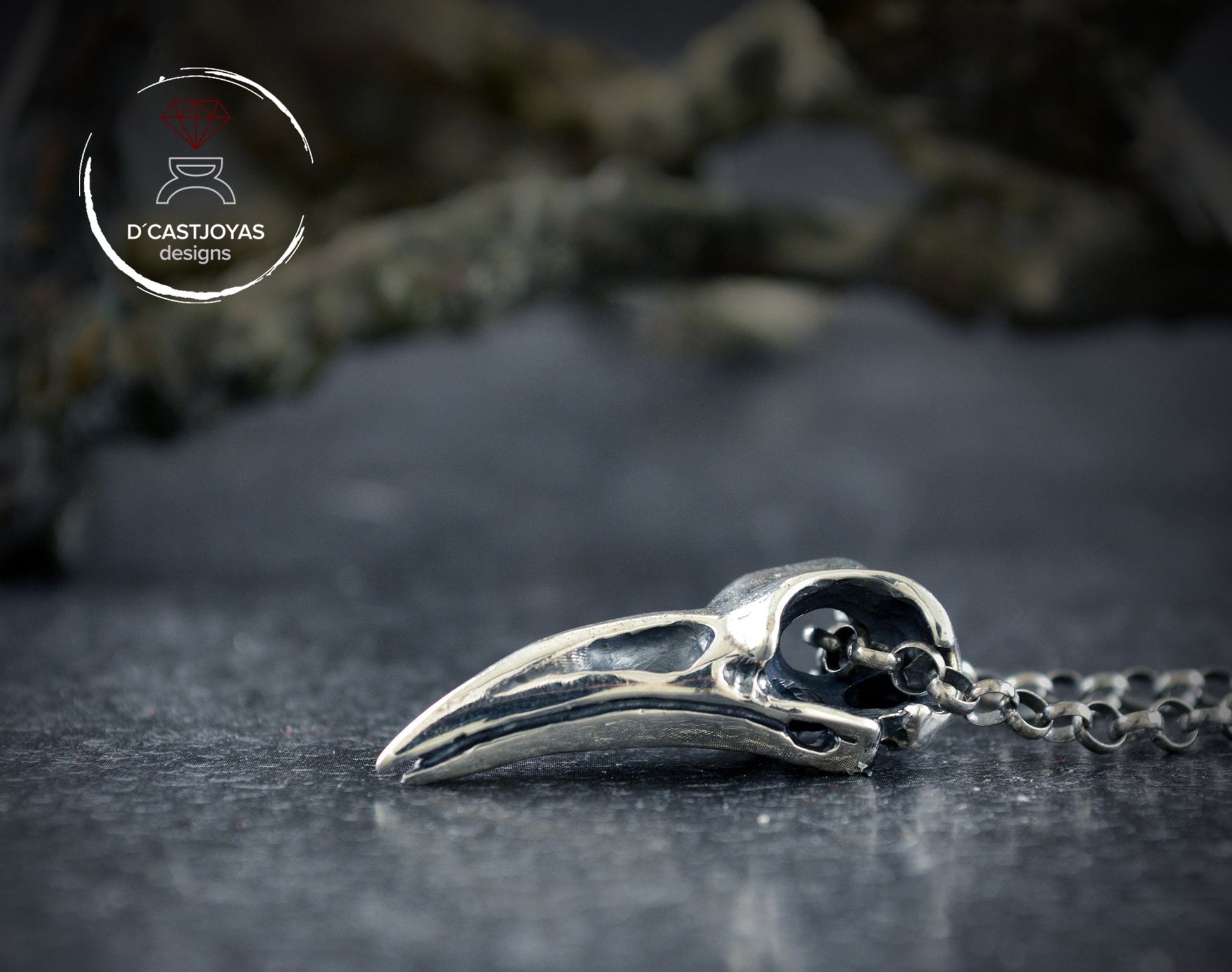 Colgante  plata 925 de cráneo cuervo , Colgante  Cuervo Odin, Collar vikingo, Regalo de San Valentín - D´Cast