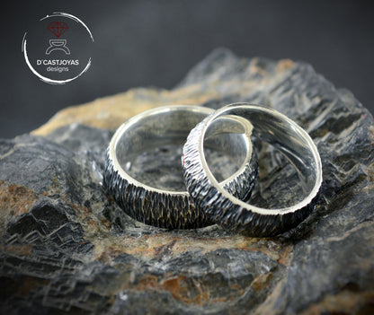 Conjunto alianzas rústico, Anillo  banda de latido de plata 925