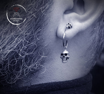 Hoop with skull in sterling silver, Earrings for men and women