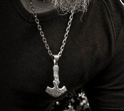 Colgante vikingo de plata maciza Mjolnir para hombre, Hammer Thor con texturas oxidadas, amuleto vikingo - D´Cast