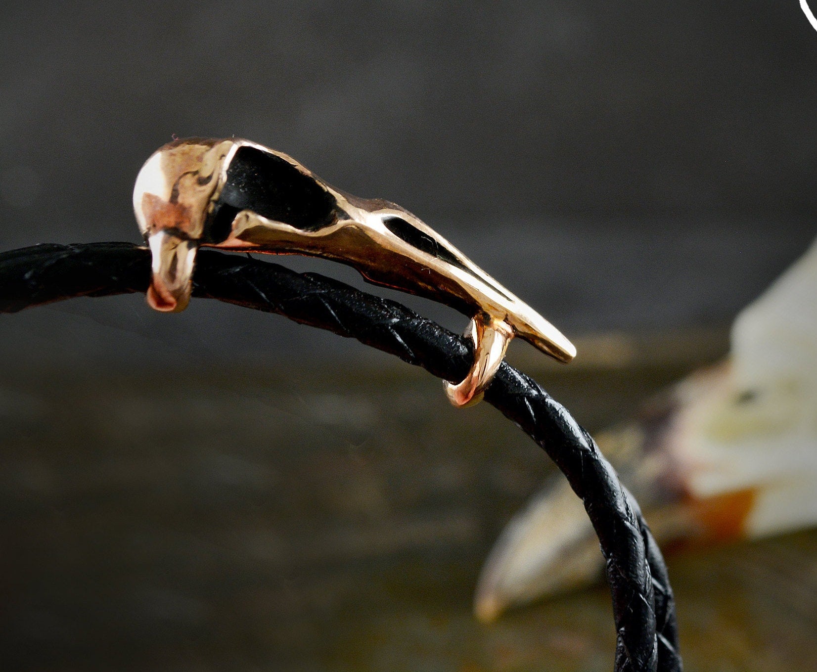 Pulsera Cuervo de bronce y  cuero trenzado, Brazalete vikingo - D´Cast