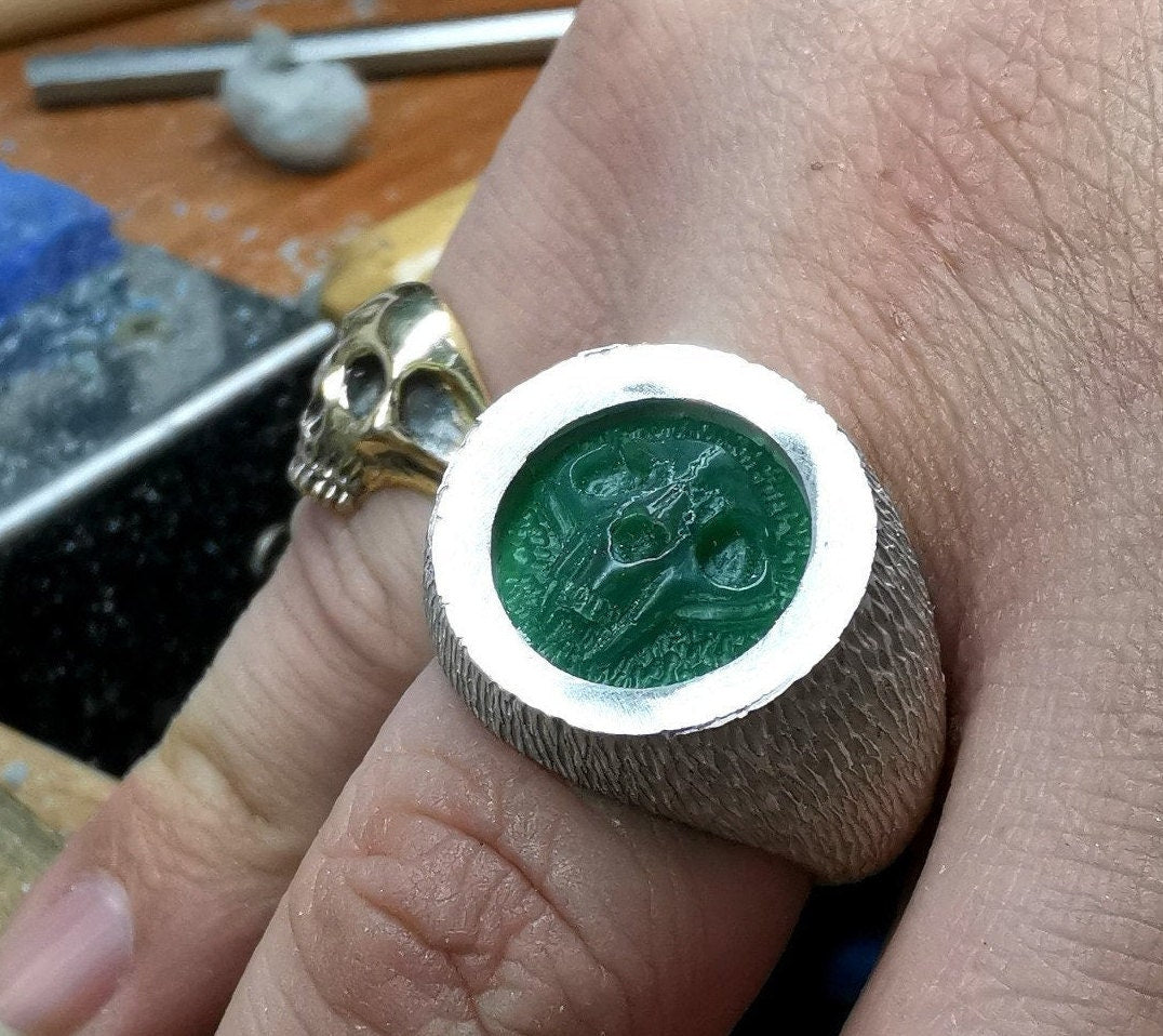 Anillo sello con calavera de gato en plata de ley - D´Cast